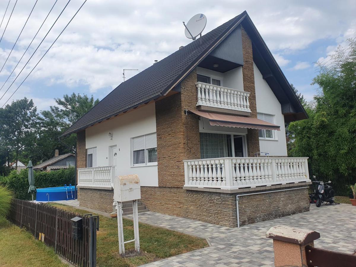 Villa Wolf Vendeghaz Balatonkeresztúr Exterior foto