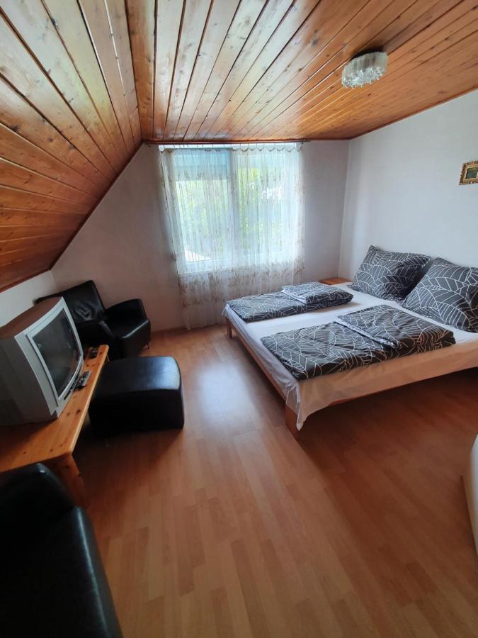 Villa Wolf Vendeghaz Balatonkeresztúr Exterior foto